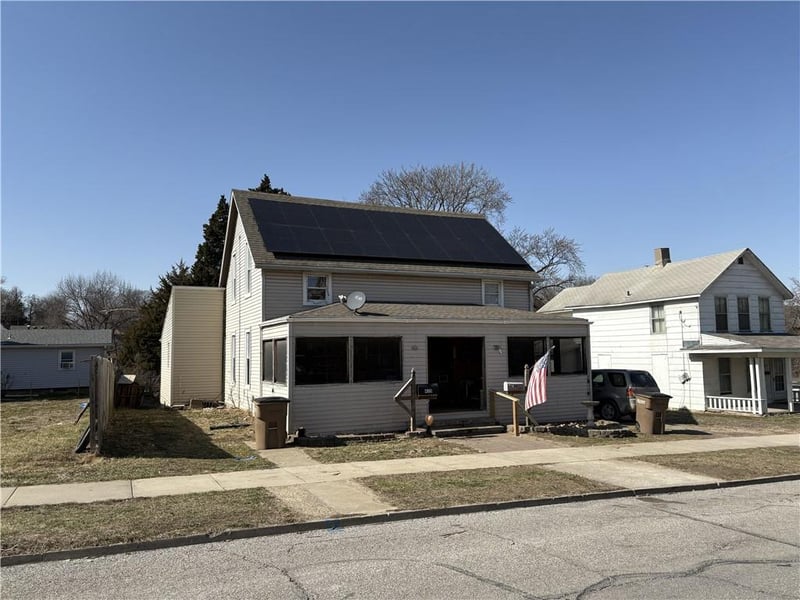 433435 S 5th St, Atchison, KS 66002