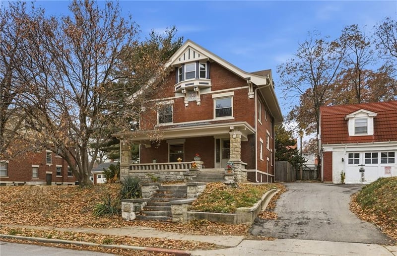3516 Charlotte St, Kansas City, MO 64109