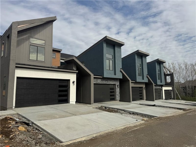 22158 116th Ter, Olathe, KS 66061