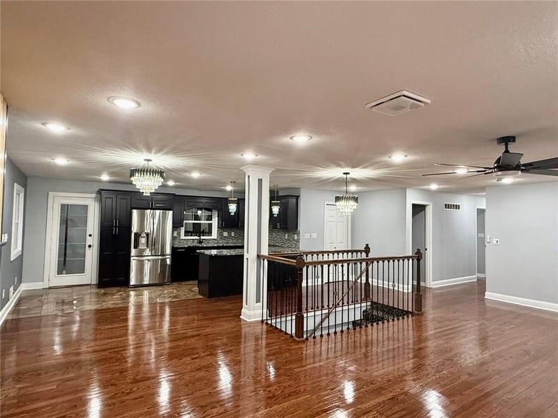 539 Westvale Rd, Kansas City, KS 66102