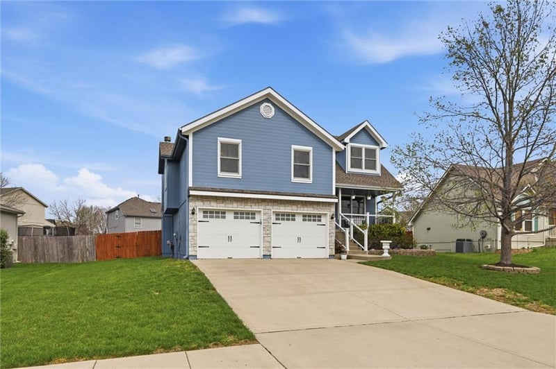 7436 N Marsh Ave, Kansas City, MO 64158