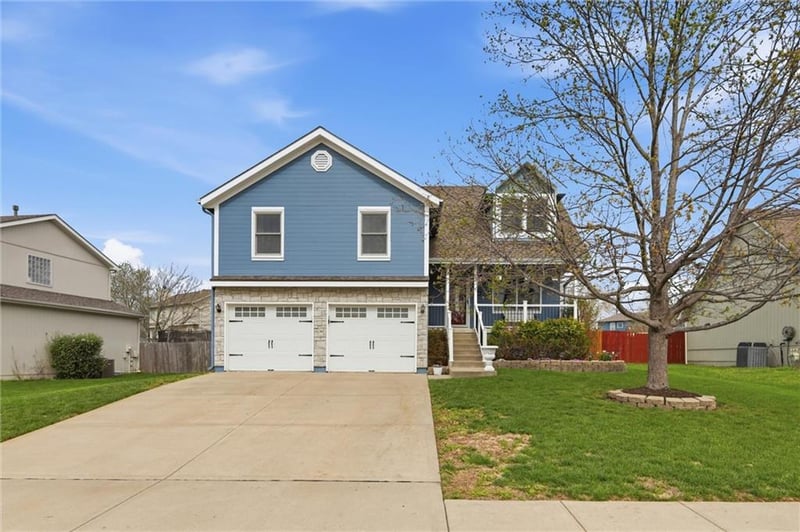 7436 N Marsh Ave, Kansas City, MO 64158