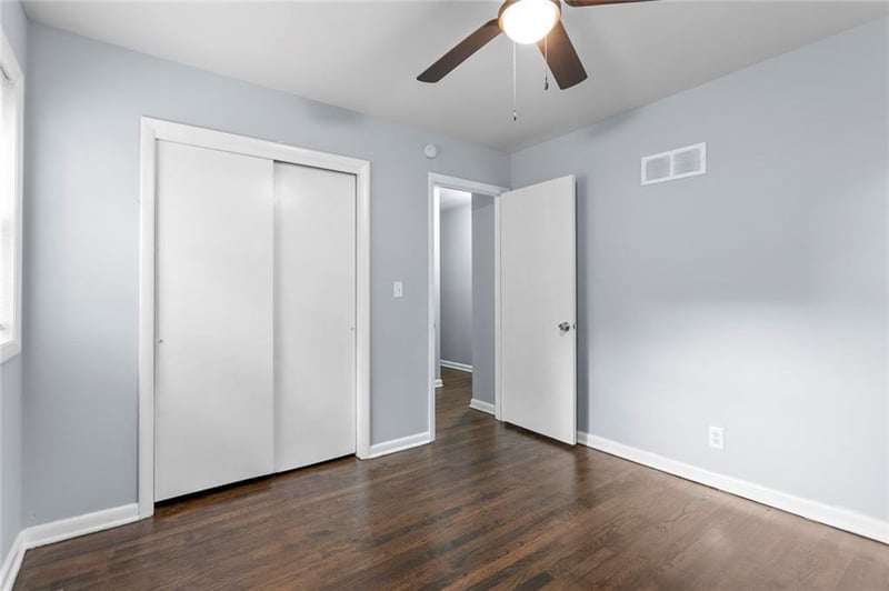 6874 Sni A Bar Rd, Kansas City, MO 64129