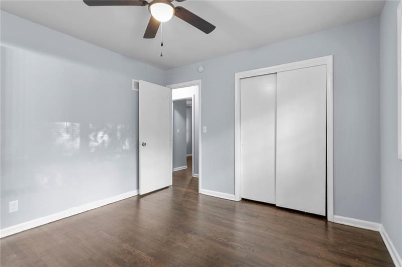 6874 Sni A Bar Rd, Kansas City, MO 64129