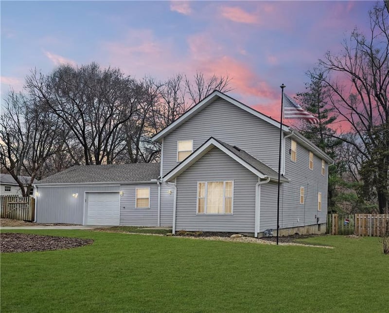 2100 - 2105 Ellison Way, Independence, MO 64050