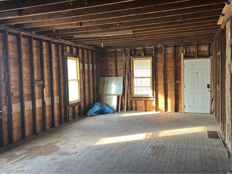 208 Harrington Ave, St Joseph, MO 64504