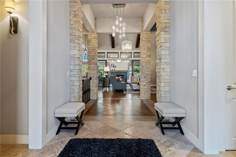 3322 W 137 St, Leawood, KS 66224