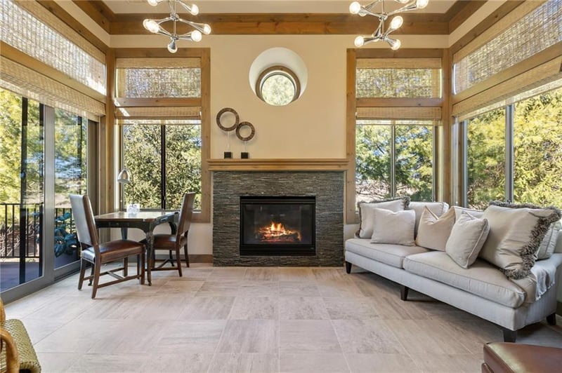 3322 W 137 St, Leawood, KS 66224