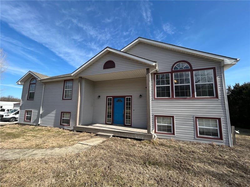 12911 Al Gossett Rd, Lone Jack, MO 64070