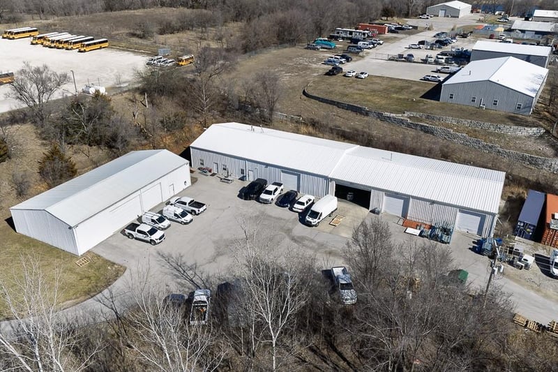2221 147th St, Basehor, KS 66007