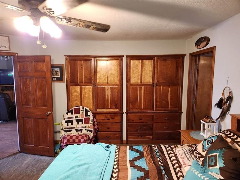 4182 K St, Foster, MO 64745