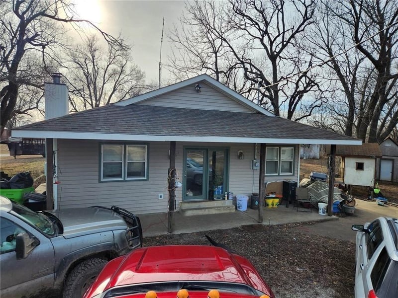 4182 K St, Foster, MO 64745