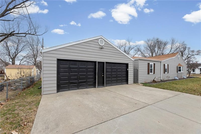 1400 21st Ave, Kansas City, MO 64116