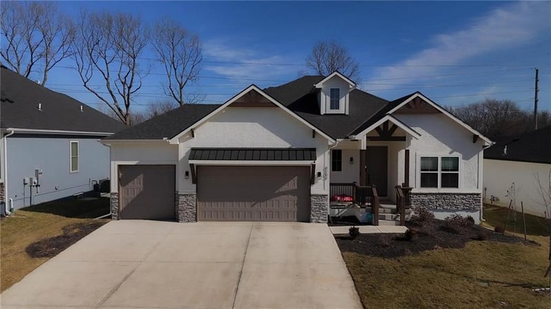 4204 Adams Dr, Blue Springs, MO 64014
