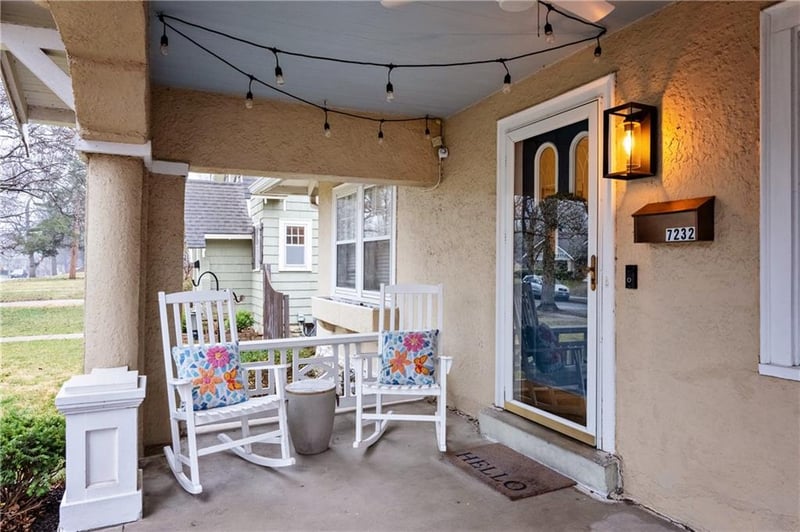 7232 Madison Ave, Kansas City, MO 64114