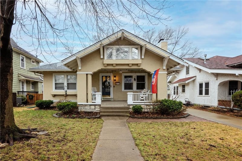 7232 Madison Ave, Kansas City, MO 64114