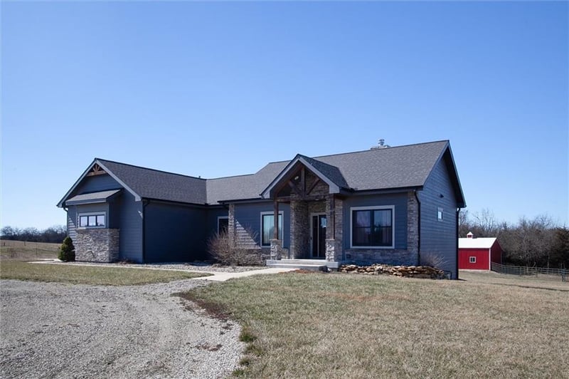 537 550 Rd, Overbrook, KS 66524