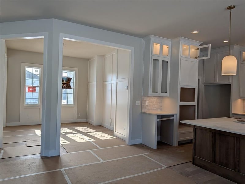 17608 Knox St, Overland Park, KS 66221