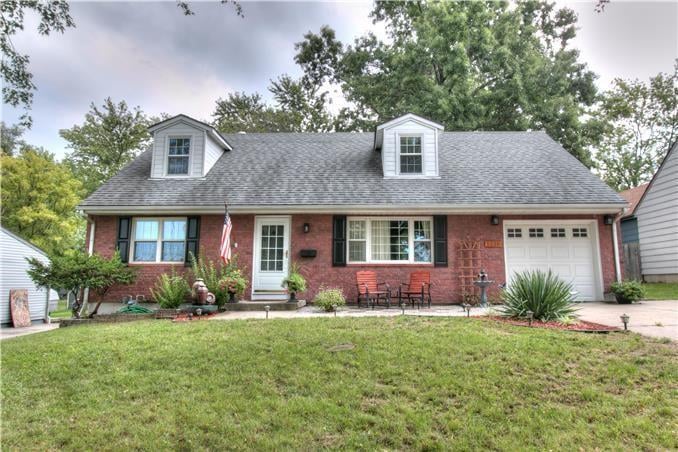 5339 Richmond Ave, Kansas City, MO 64119