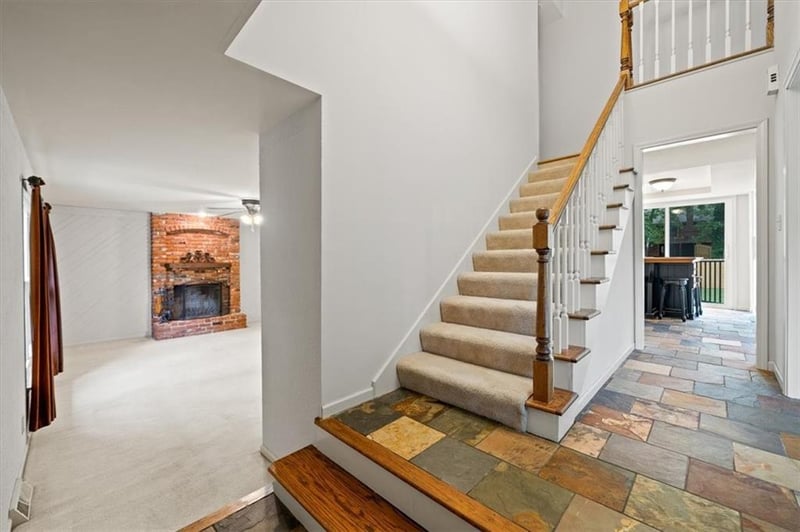 7808 Long Ave, Lenexa, KS 66216