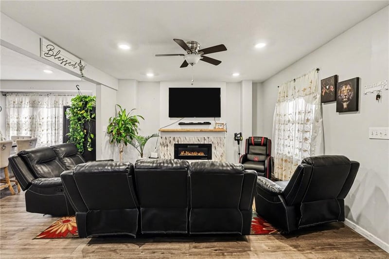 3403 Agnes Ave, Kansas City, MO 64128