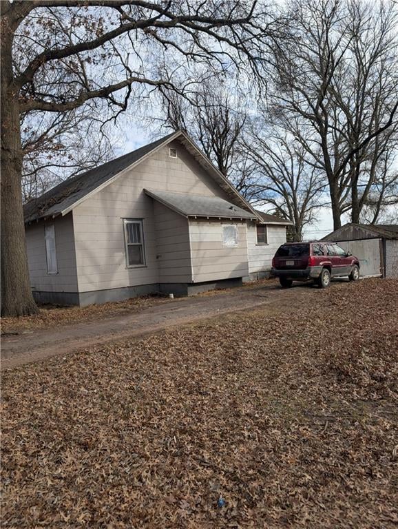 300 First St, Sheldon, MO 64784