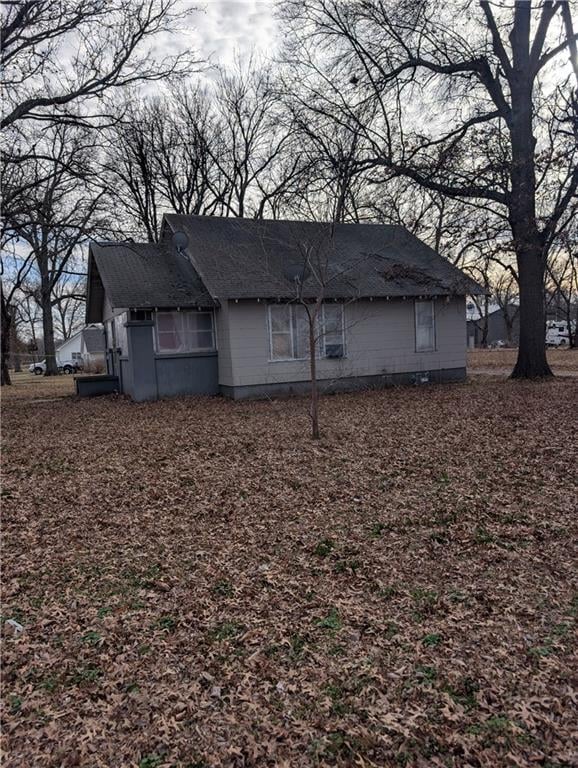 300 First St, Sheldon, MO 64784