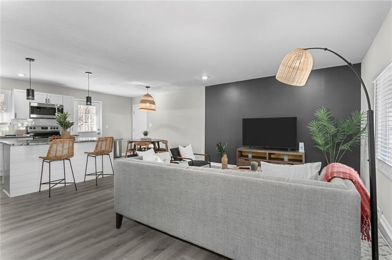 9005 99th Ter, Overland Park, KS 66212