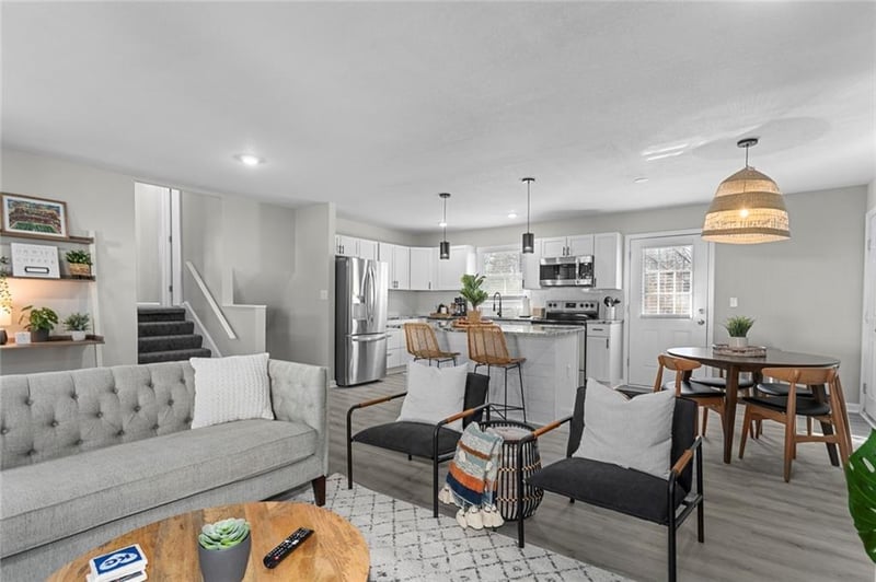 9005 99th Ter, Overland Park, KS 66212