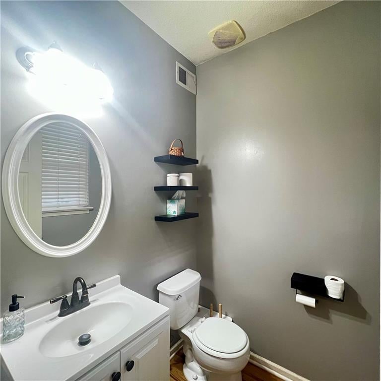 21083 118th Ter, Olathe, KS 66061