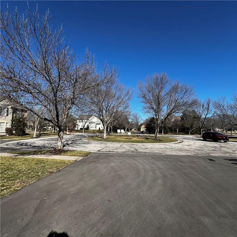 21083 118th Ter, Olathe, KS 66061