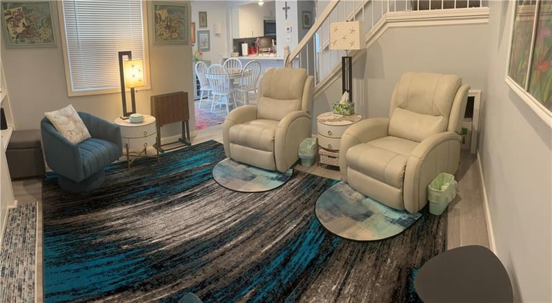 720 121st St, Kansas City, MO 64146