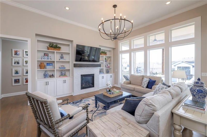 12839 173rd Ter, Overland Park, KS 66221