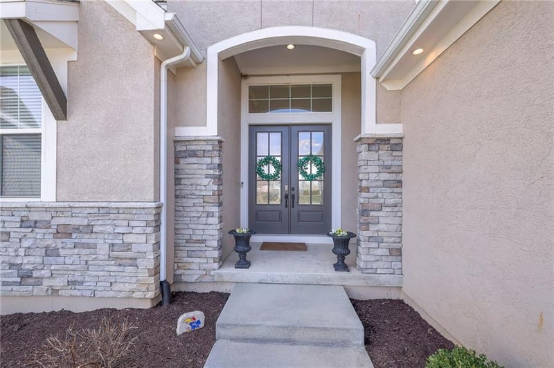 12839 173rd Ter, Overland Park, KS 66221