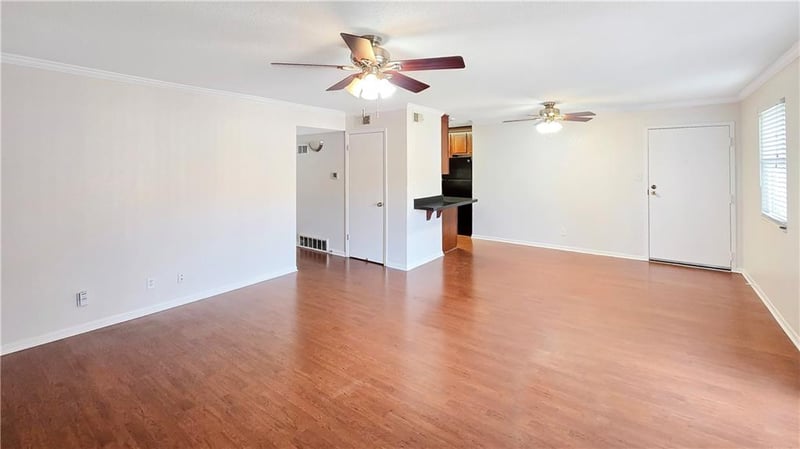 6222 Robinson St #3, Overland Park, KS 66202