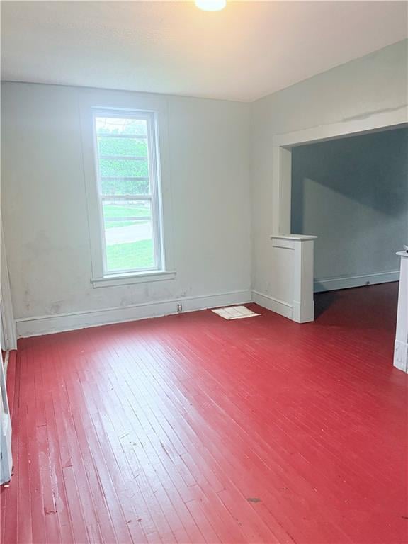 906 11th St, St Joseph, MO 64503