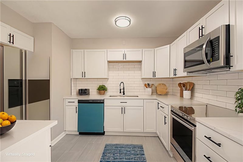 10918 Ewing Ave, Kansas City, MO 64134