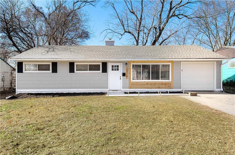 10918 Ewing Ave, Kansas City, MO 64134