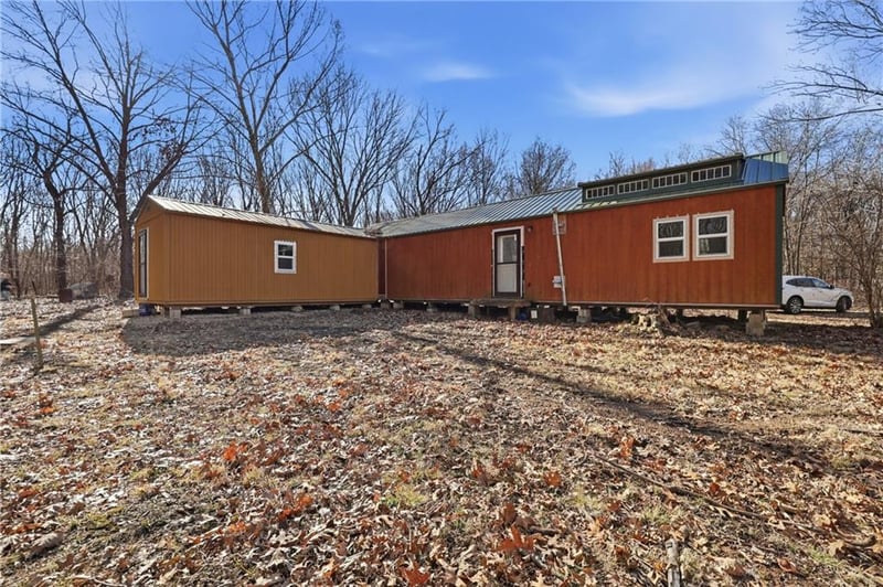 1059 1301 Rd, Holden, MO 64040