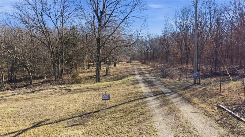1059 1301 Rd, Holden, MO 64040
