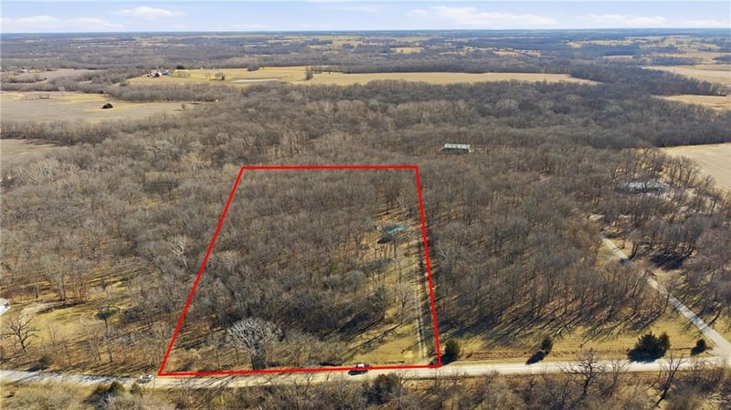 1059 1301 Rd, Holden, MO 64040