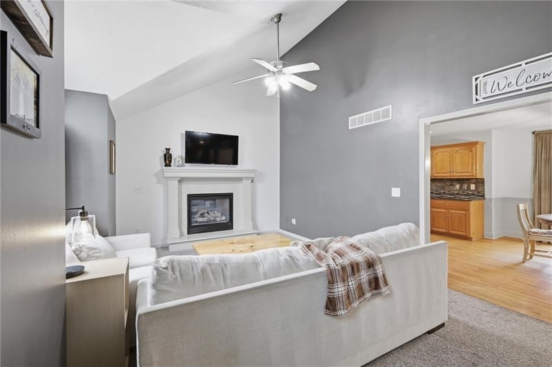 1903 79th Ter, Kansas City, MO 64151