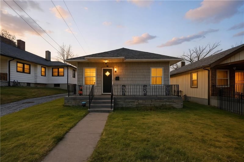 1811 Pendleton Ave, Kansas City, MO 64124