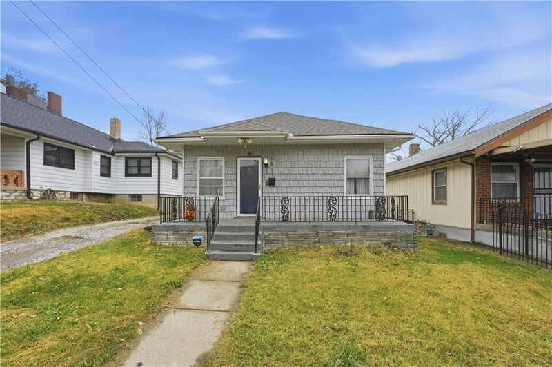 1811 Pendleton Ave, Kansas City, MO 64124