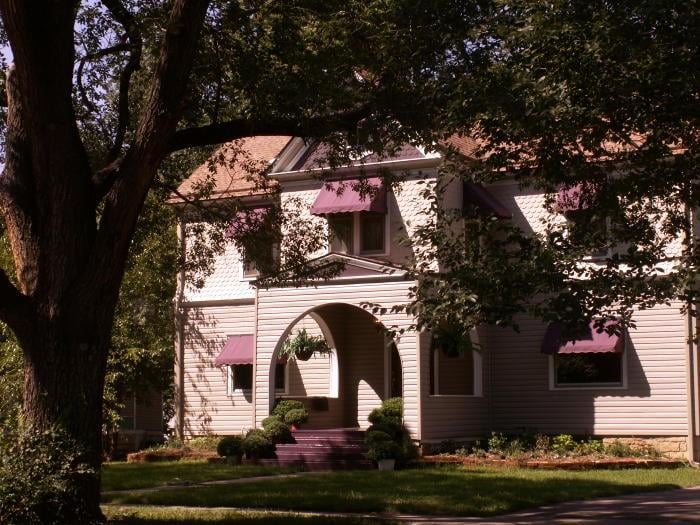 1257 Fillmore St, Topeka, KS 66604