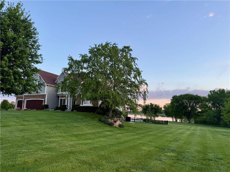 1824 700 Rd, Baldwin City, KS 66006