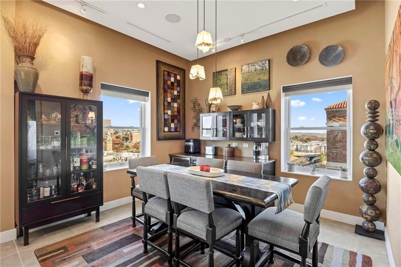 229 Ward Pw #1001B, Kansas City, MO 64112