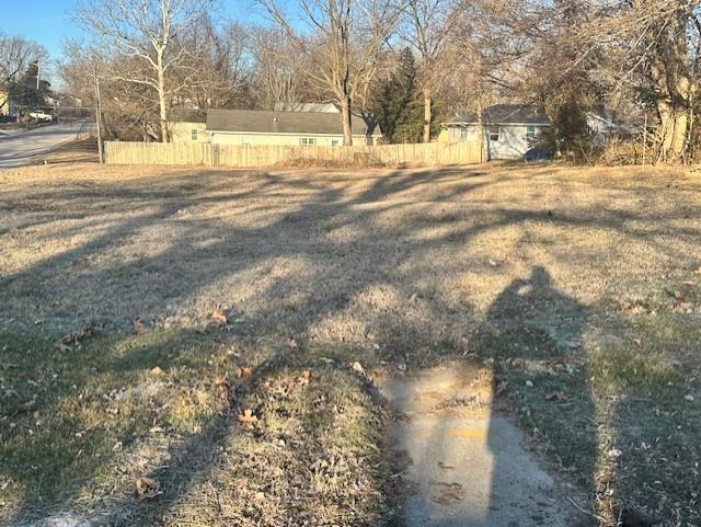 315 Maple St, Nevada, MO 64772