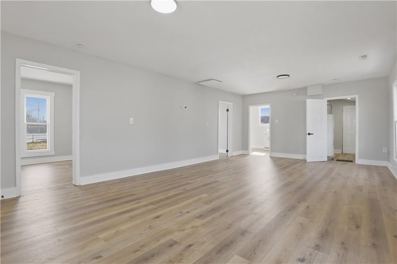 517 Parker Ave, Osawatomie, KS 66064