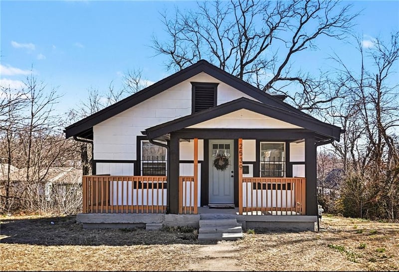 2539 Alden St, Kansas City, KS 66104
